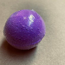 Load image into Gallery viewer, Bath Bomb